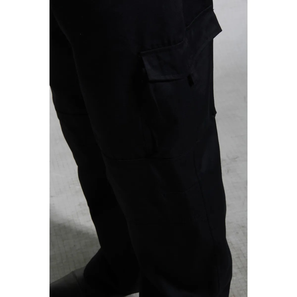 Pantalón Gabardina Cargo Negro Hombre